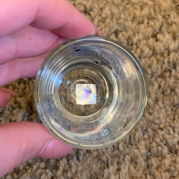 SOLD! 2000 World Series subway series shot glass - Picture 4 of 5